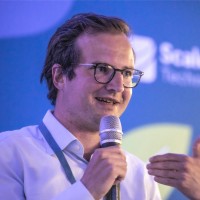 Max Schulze is spreker tijdens het Jaarcongres Circulaire-IT 2025